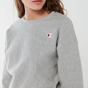 UO Champion Reverse Weave Logo Patch Sweatshirt